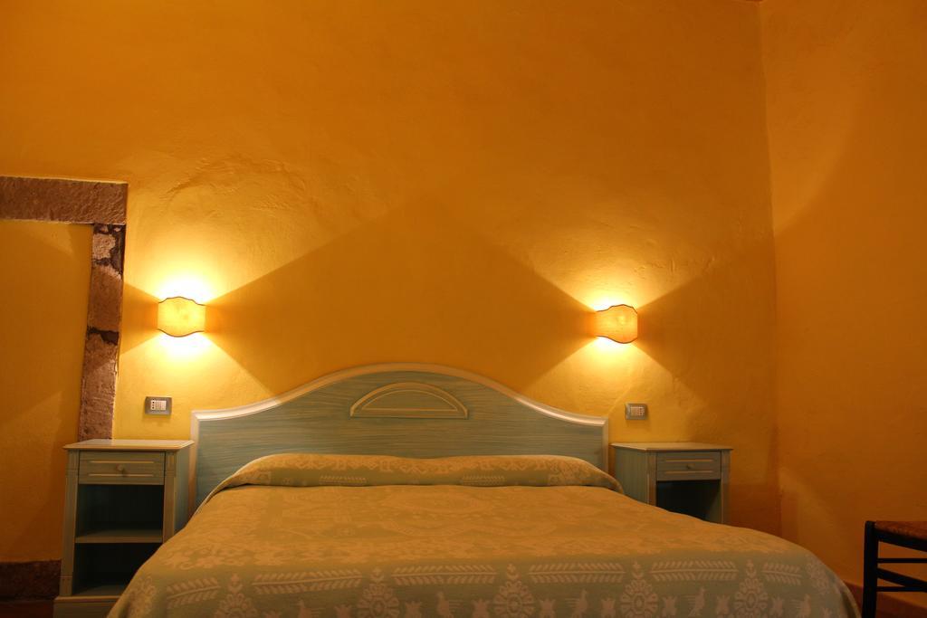 Sa Balza Guest House Bosa Eksteriør bilde