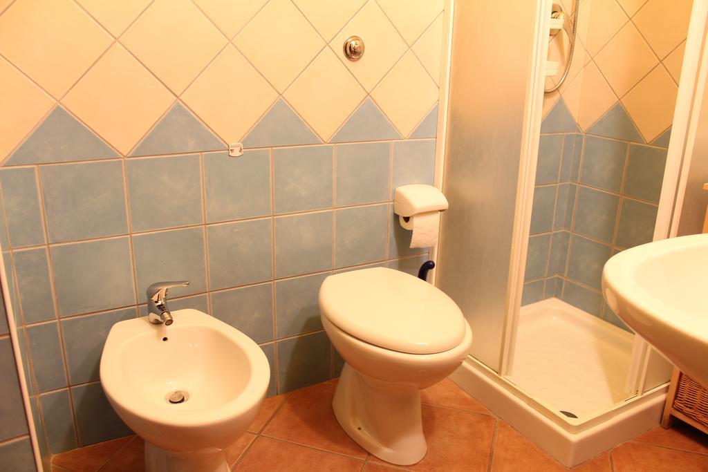 Sa Balza Guest House Bosa Eksteriør bilde