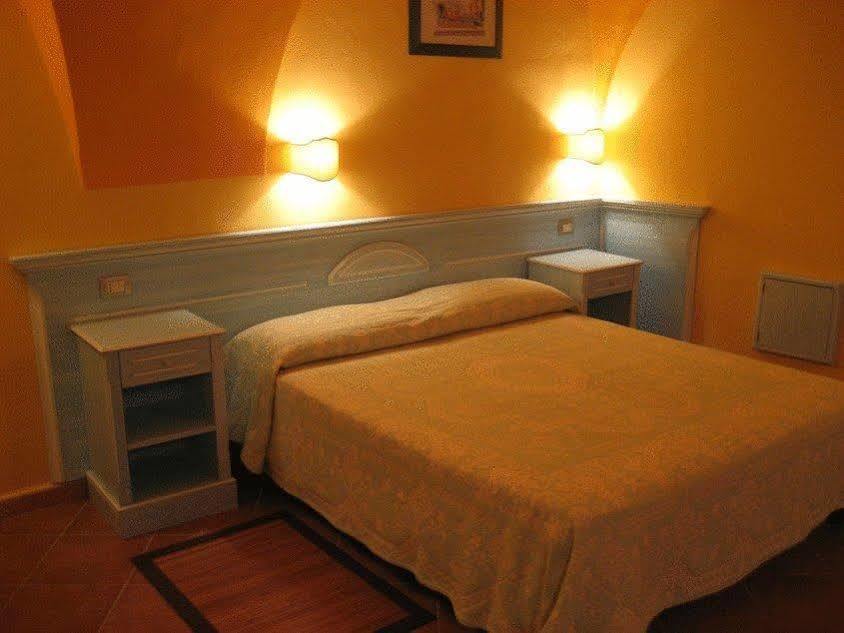 Sa Balza Guest House Bosa Eksteriør bilde